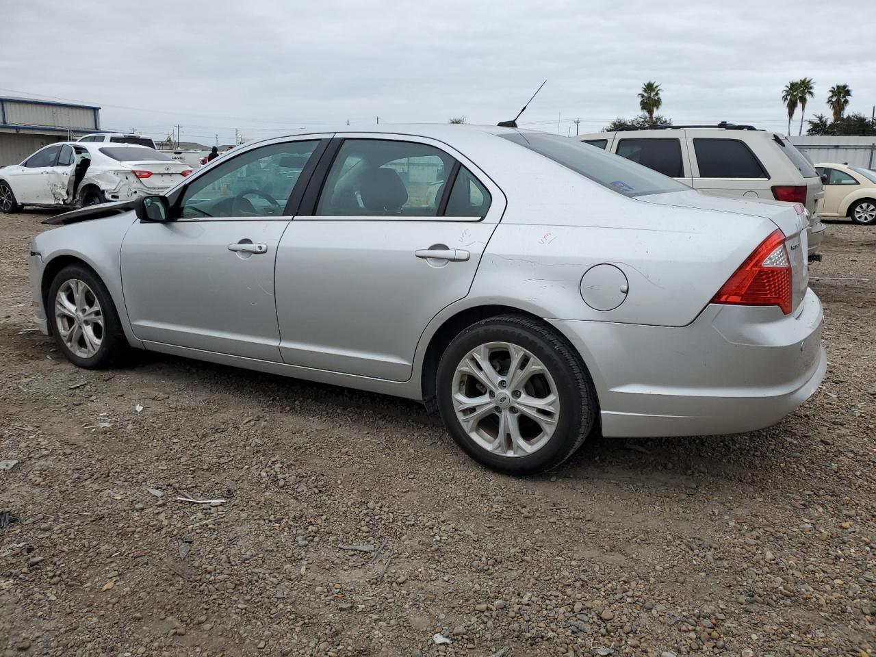 Obraz 2 z 2012 FORD FUSION SE 2012 z VIN 3FAHP0HA5CR329234