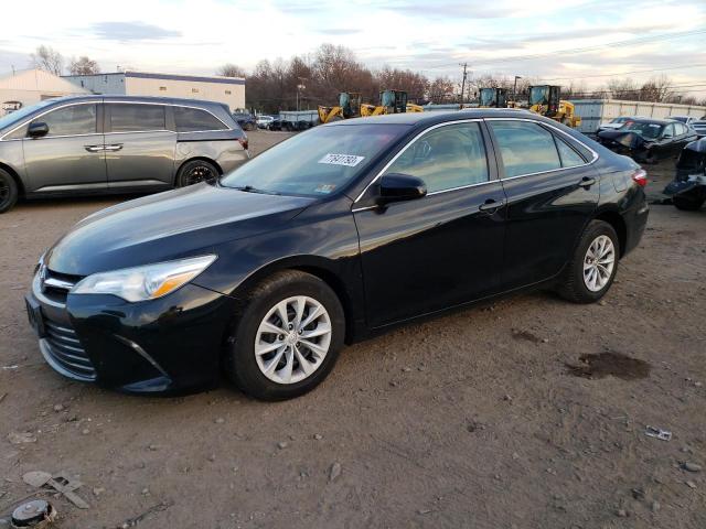 Obraz 1 z 2015 TOYOTA CAMRY LE 2015 z VIN 4T4BF1FK0FR472465