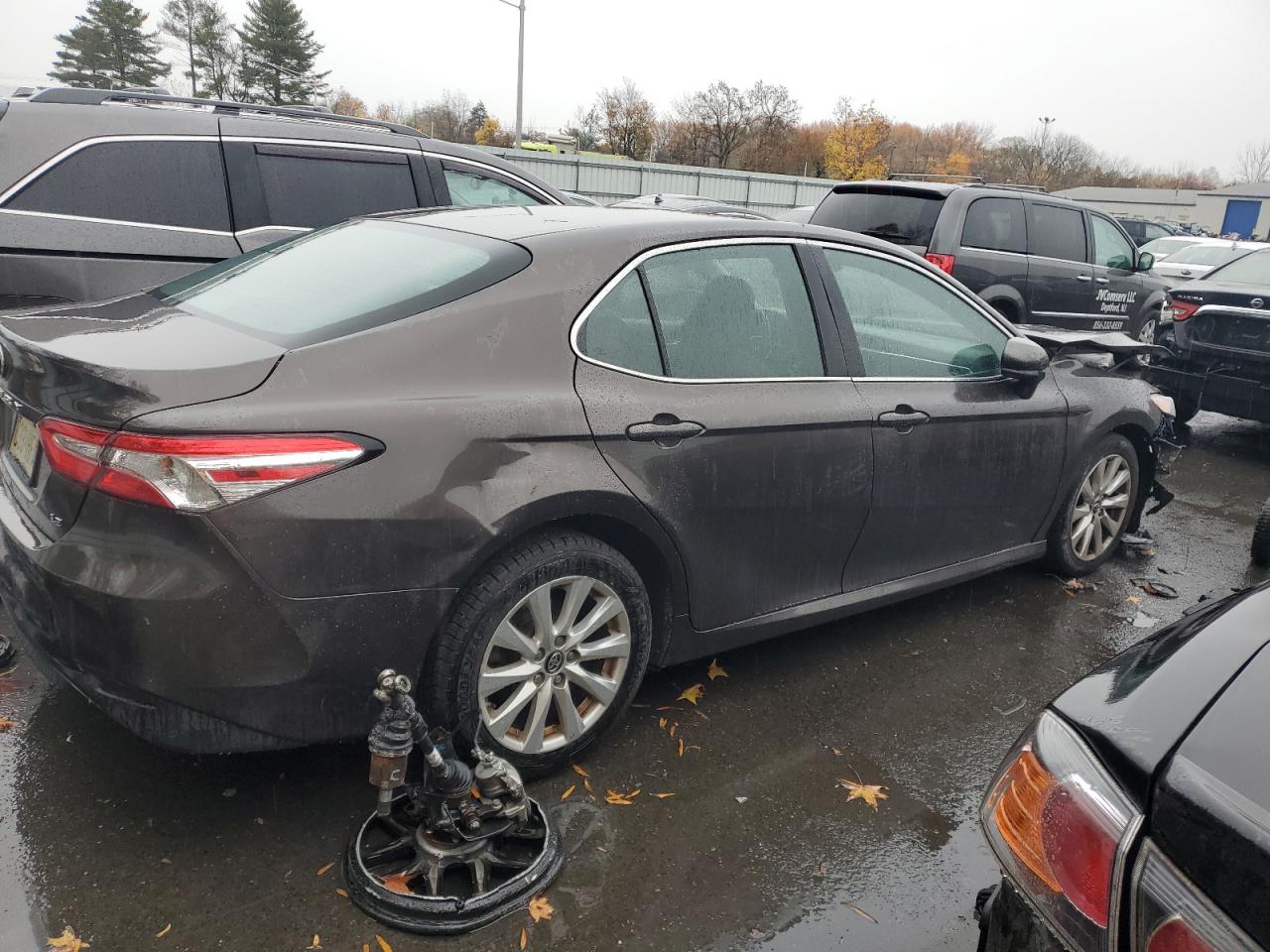 Изображение 3 2018 TOYOTA CAMRY L 2018 с VIN 4T1B11HK1JU509599