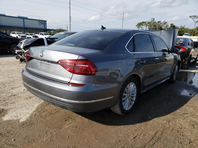 Image 3 of 2017 VOLKSWAGEN PASSAT SE 2017 with VIN 1VWBT7A32HC046177