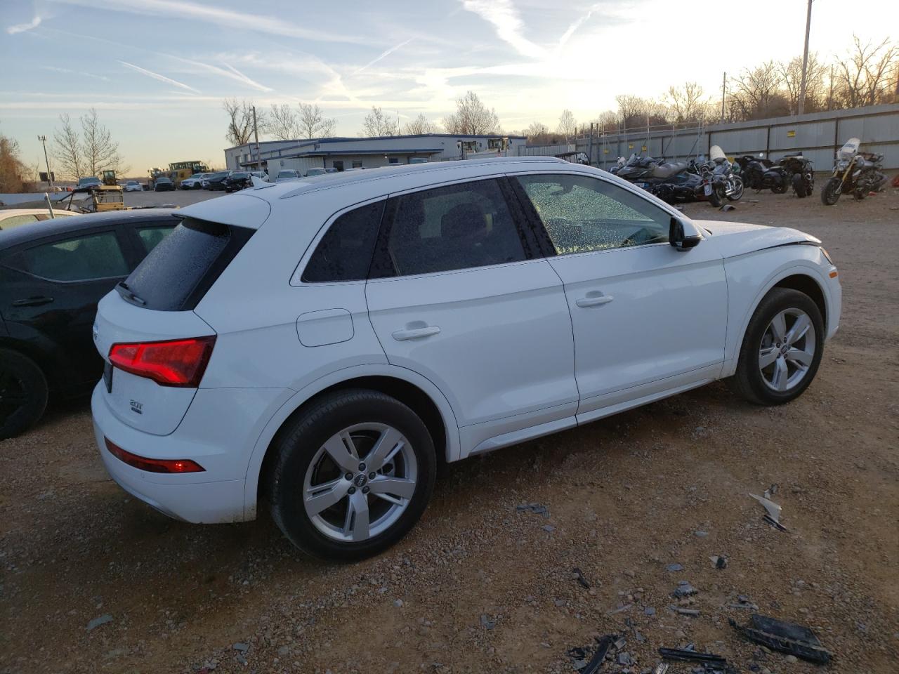 Изображение 3 2018 AUDI Q5 PREMIUM PLUS 2018 с VIN WA1BNAFY4J2244683