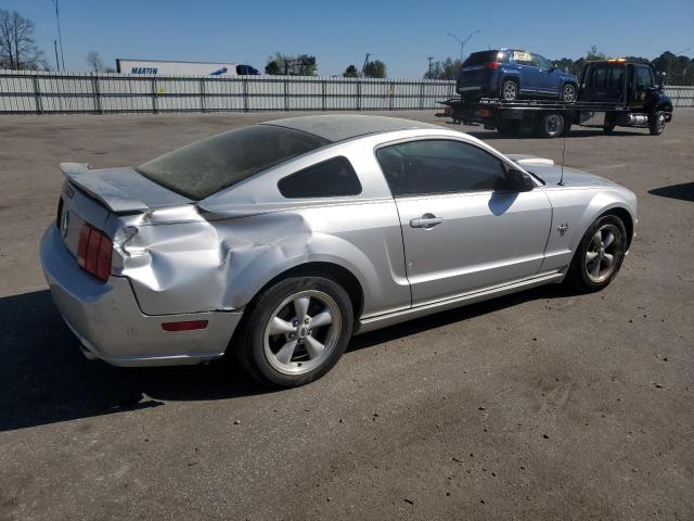 Image 3 of 2009 FORD MUSTANG GT 2009 with VIN 1ZVHT82H695116330