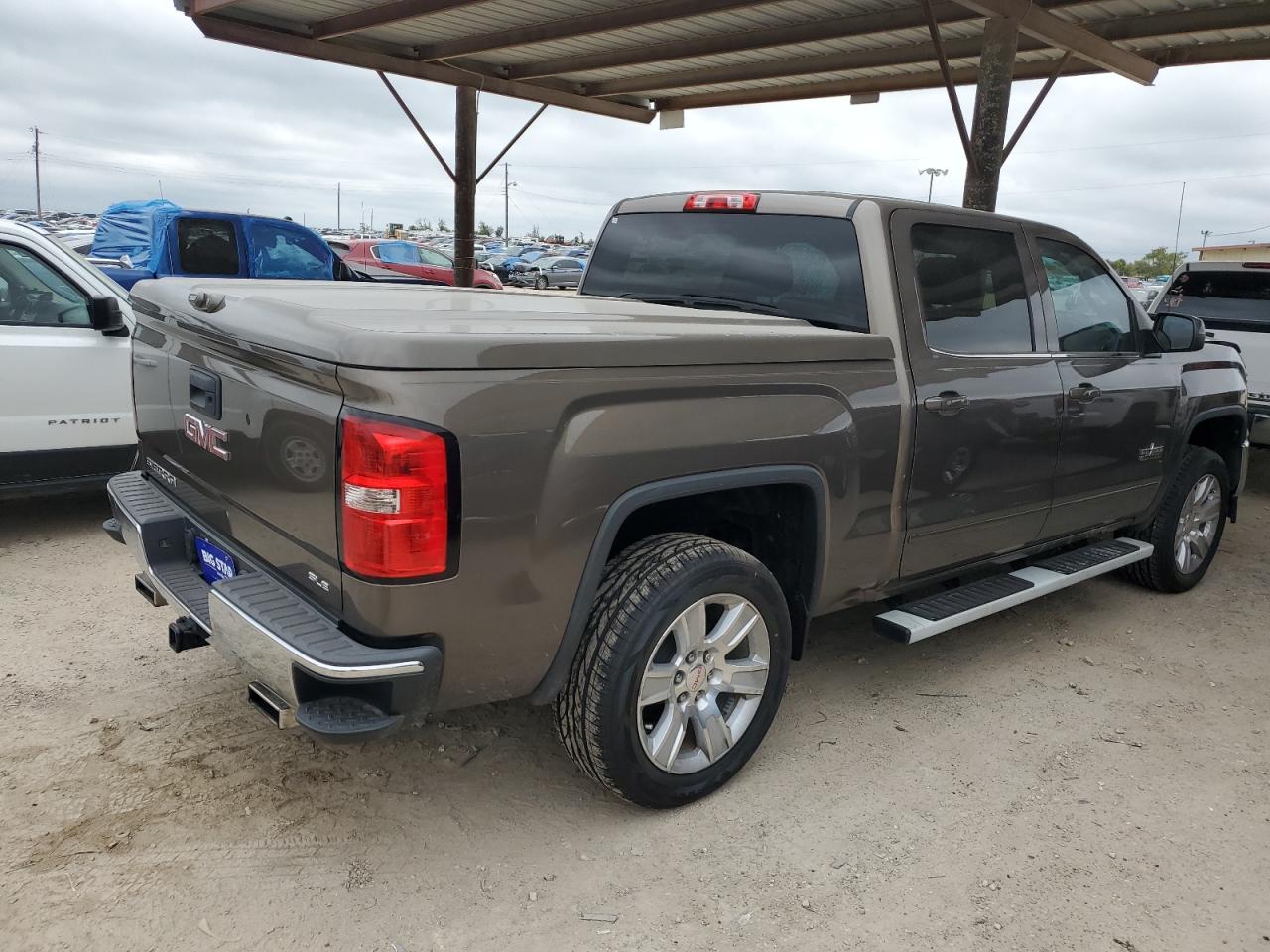Image 3 of 2014 GMC SIERRA C1500 SLE 2014 with VIN 3GTP1UEC9EG336318