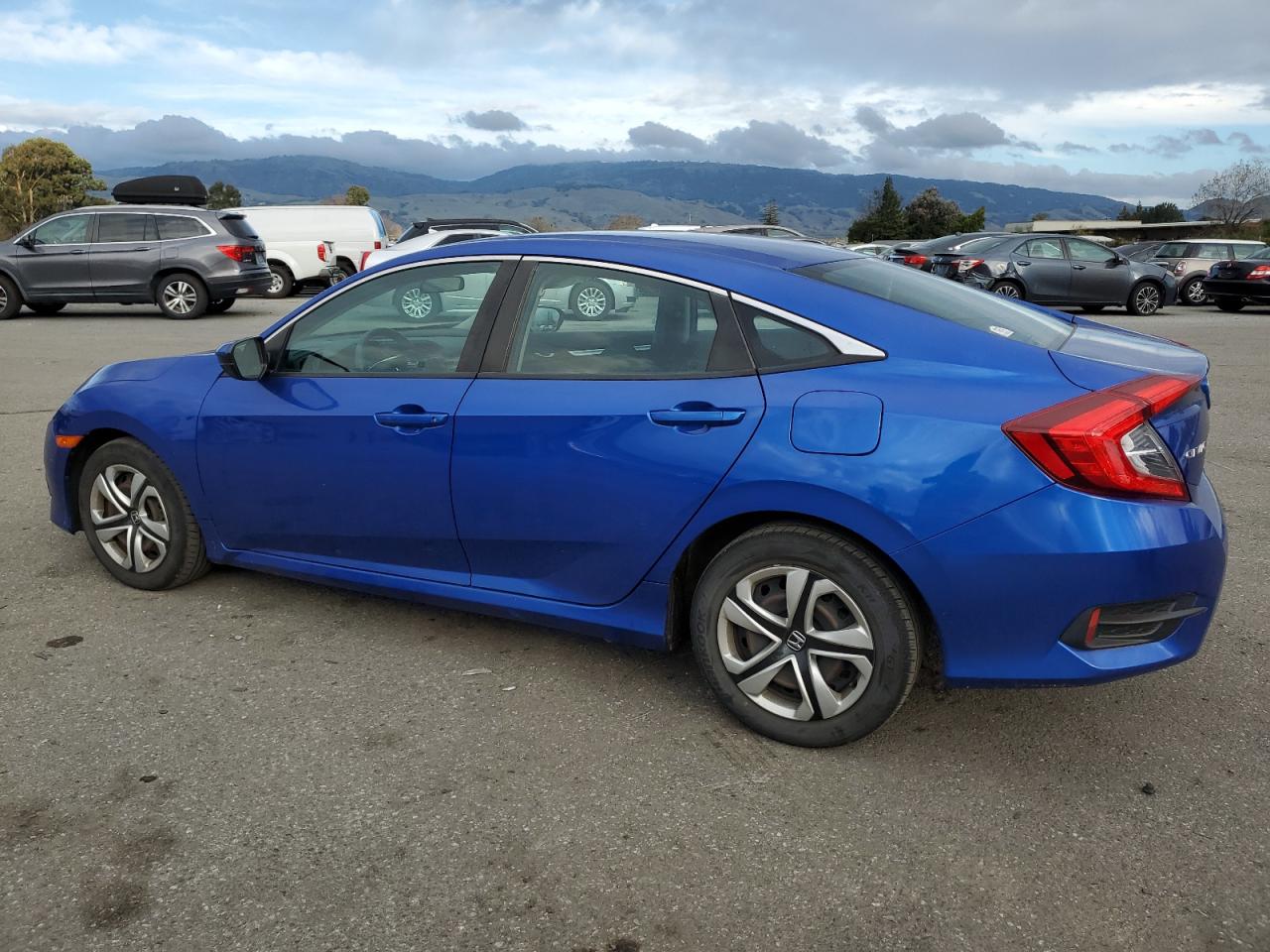 Obraz 2 z 2017 HONDA CIVIC LX 2017 z VIN 19XFC2F54HE222026