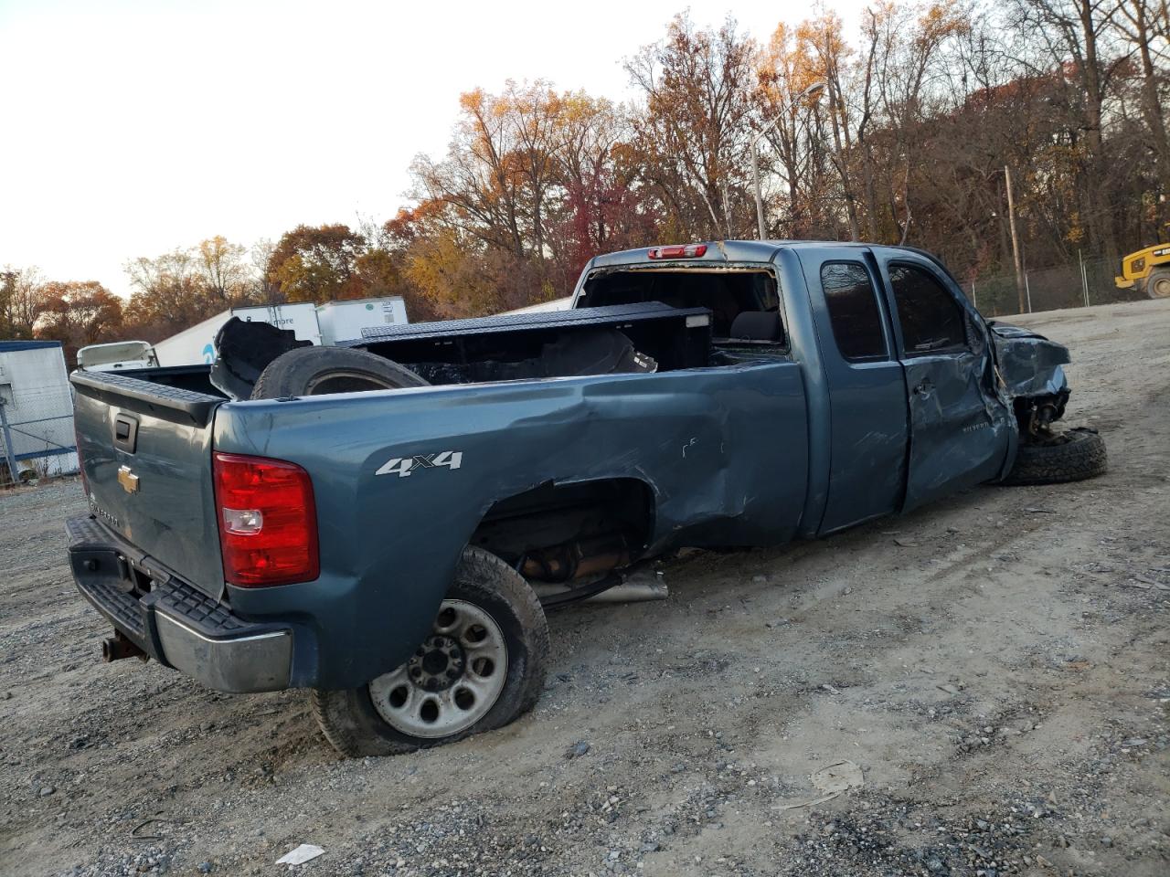 Image 3 of 2008 CHEVROLET SILVERADO K1500 2008 with VIN 1GCEK19J28E130362