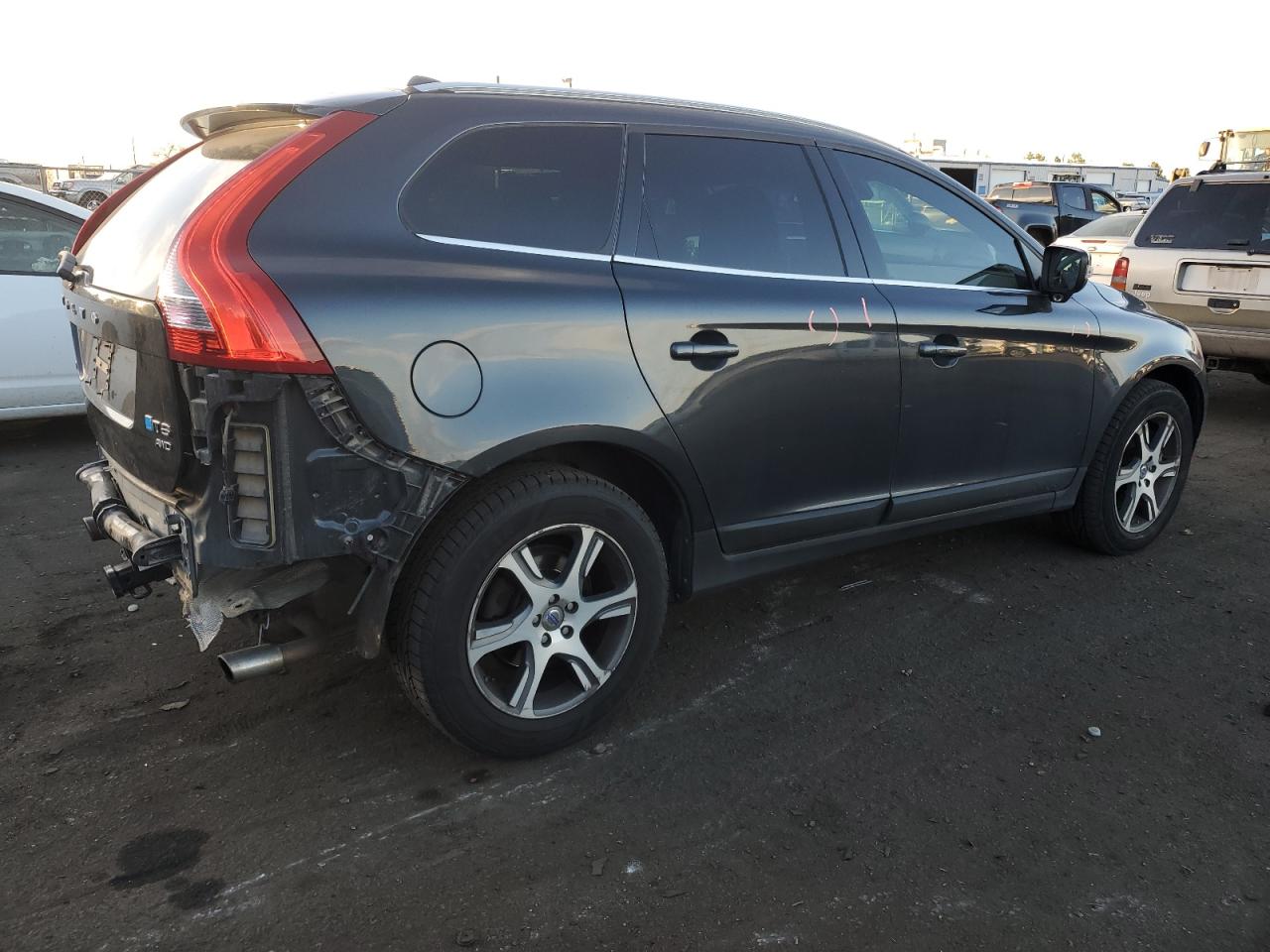 Obraz 3 z 2012 VOLVO XC60 T6 2012 z VIN YV4902DZ6C2280931