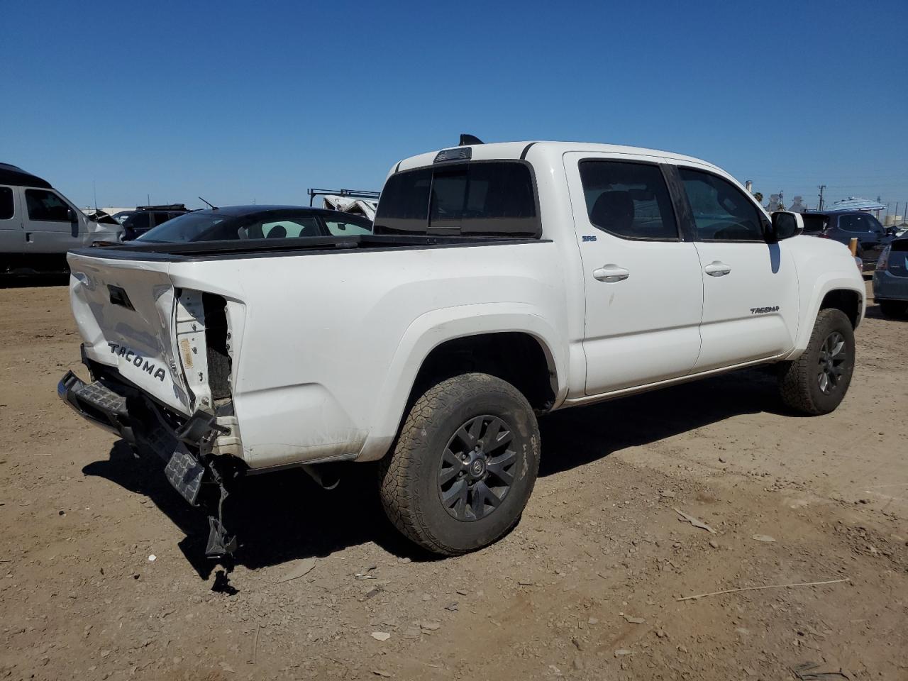 Image 3 of 2021 TOYOTA TACOMA DOUBLE CAB 2021 with VIN 5TFAZ5CN5MX109596