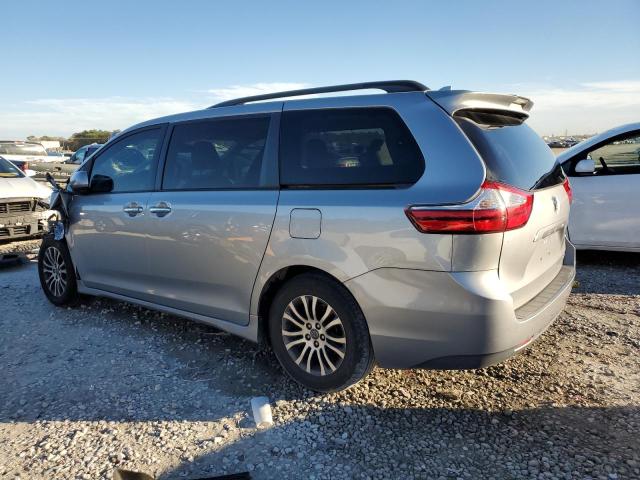 Изображение 2 2018 TOYOTA SIENNA XLE 2018 с VIN 5TDYZ3DC5JS900969