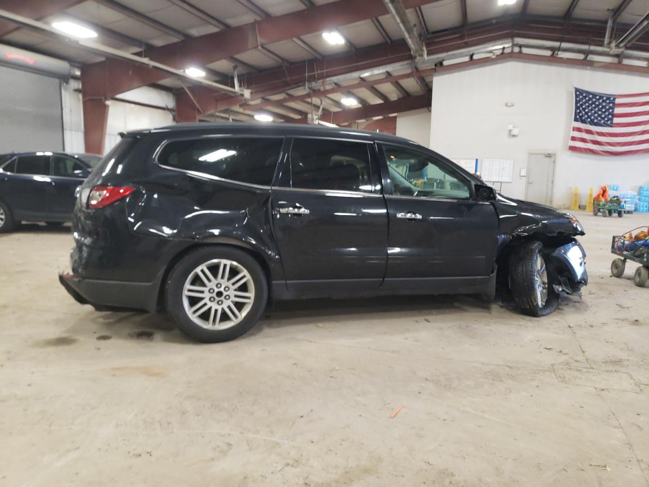 Изображение 3 2015 CHEVROLET TRAVERSE LT 2015 с VIN 1GNKRGKD3FJ155336