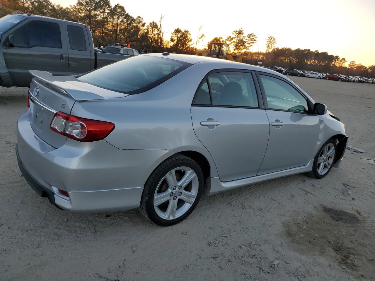 Изображение 3 2013 TOYOTA COROLLA BASE 2013 с VIN 2T1BU4EE1DC937072