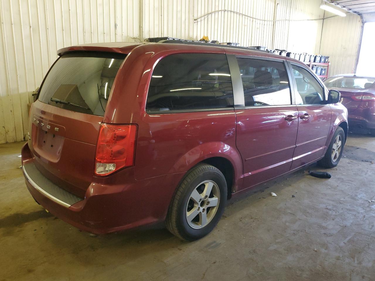 Изображение 3 2011 DODGE GRAND CARAVAN MAINSTREET 2011 с VIN 2D4RN3DG6BR700666