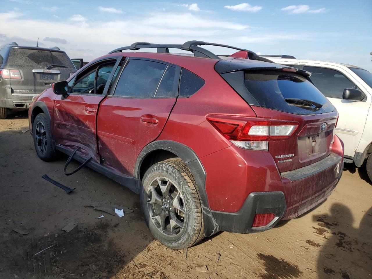 Изображение 2 2019 SUBARU CROSSTREK PREMIUM 2019 с VIN JF2GTAEC9KH217583
