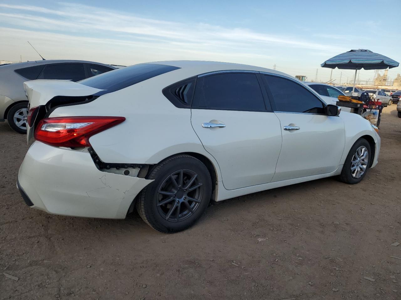 Image 3 of 2016 NISSAN ALTIMA 2.5 2016 with VIN 1N4AL3AP8GC259794