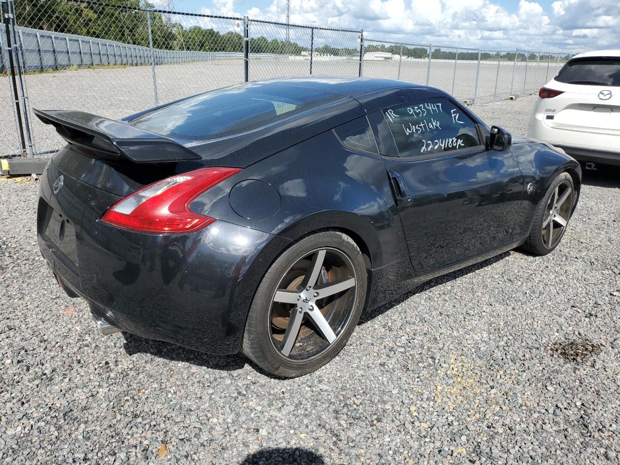 Obraz 3 z Nissan 370Z Base 2017 z VIN JN1AZ4EH6HM953447