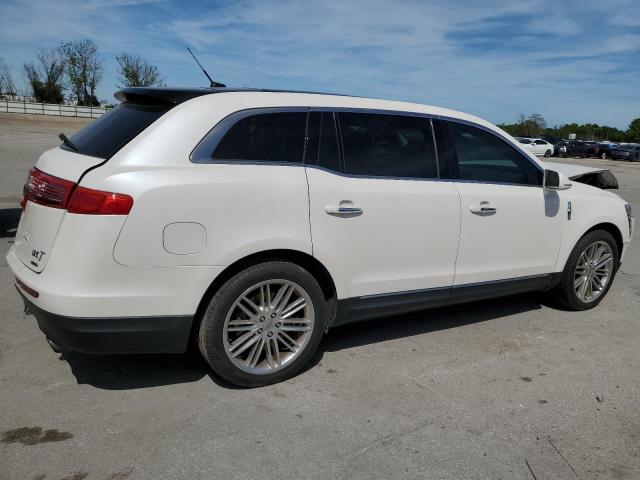 Obraz 3 z 2016 LINCOLN MKT  2016 z VIN 2LMHJ5AT7GBL02691