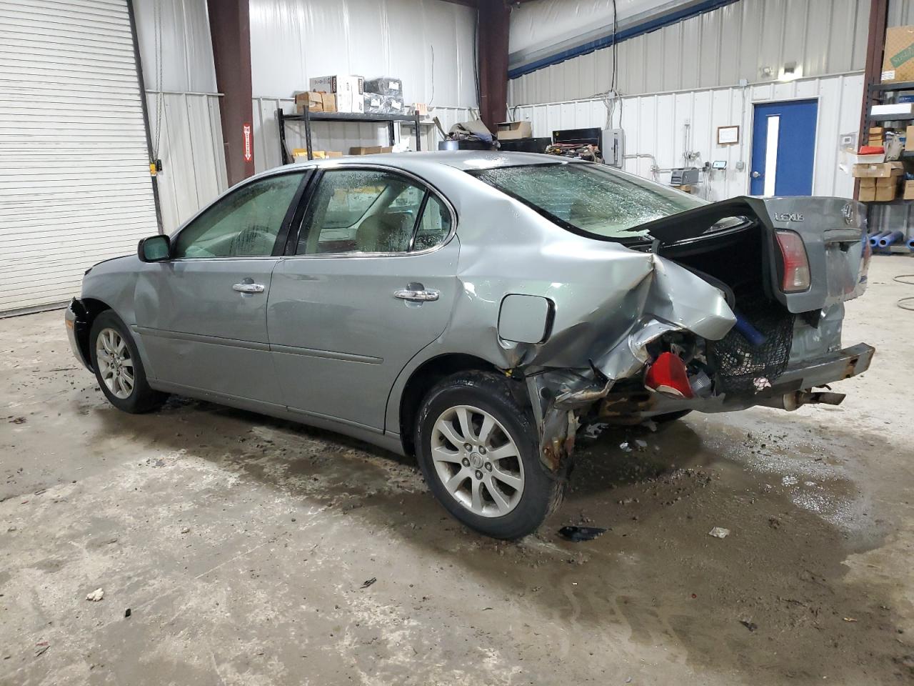 Obraz 2 z 2004 LEXUS ES 330 2004 z VIN JTHBA30G445048550