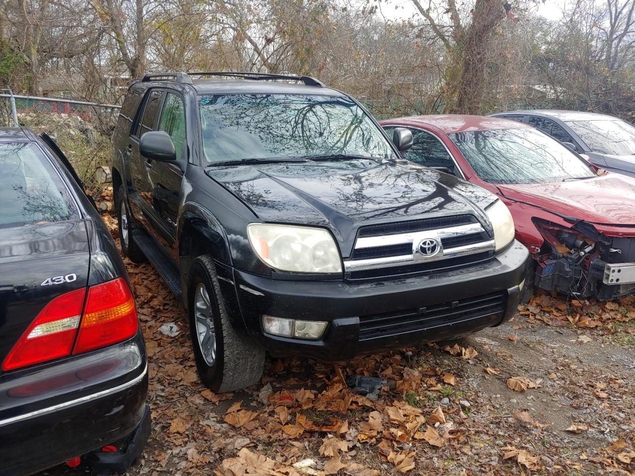 Image 1 of 2005 TOYOTA 4RUNNER SR5 2005 with VIN JTEBU14R458033339
