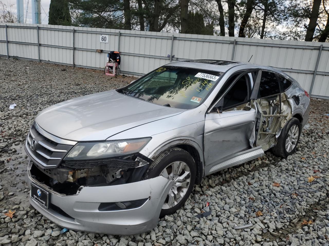 Image 1 of 2011 HONDA ACCORD CROSSTOUR EXL 2011 with VIN 5J6TF2H59BL002493