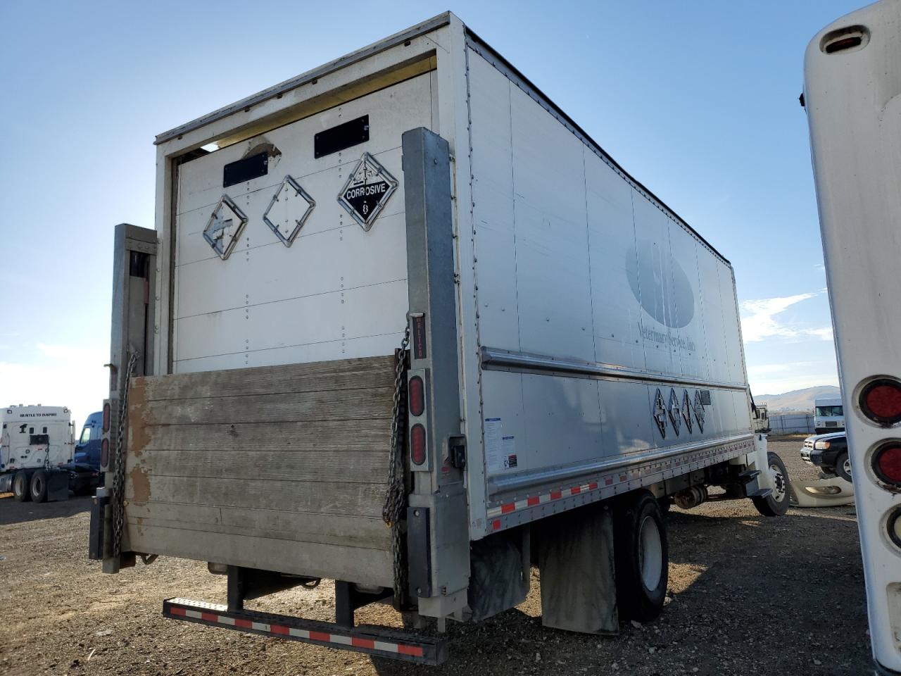 Image 3 of 2020 FREIGHTLINER M2 106 MEDIUM DUTY 2020 with VIN 3ALACXFC1LDLN6236