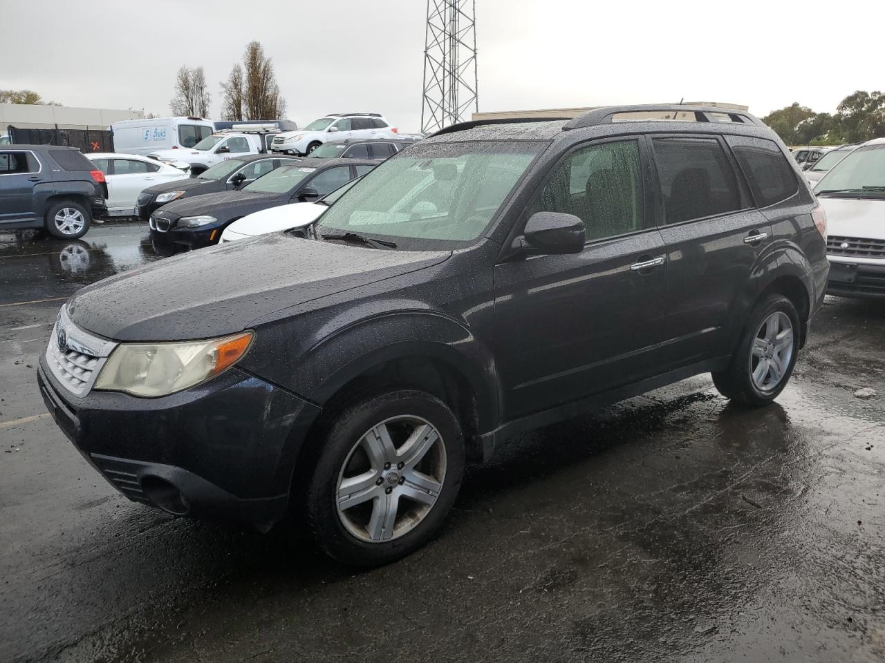 Image 1 of 2011 SUBARU FORESTER 2.5X PREMIUM 2011 with VIN JF2SHADC7BH781326