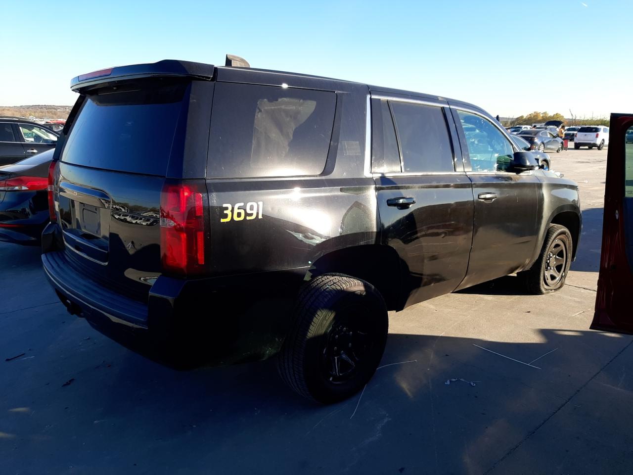 Image 3 of 2019 CHEVROLET TAHOE POLICE 2019 with VIN 1GNLCDEC3KR306873