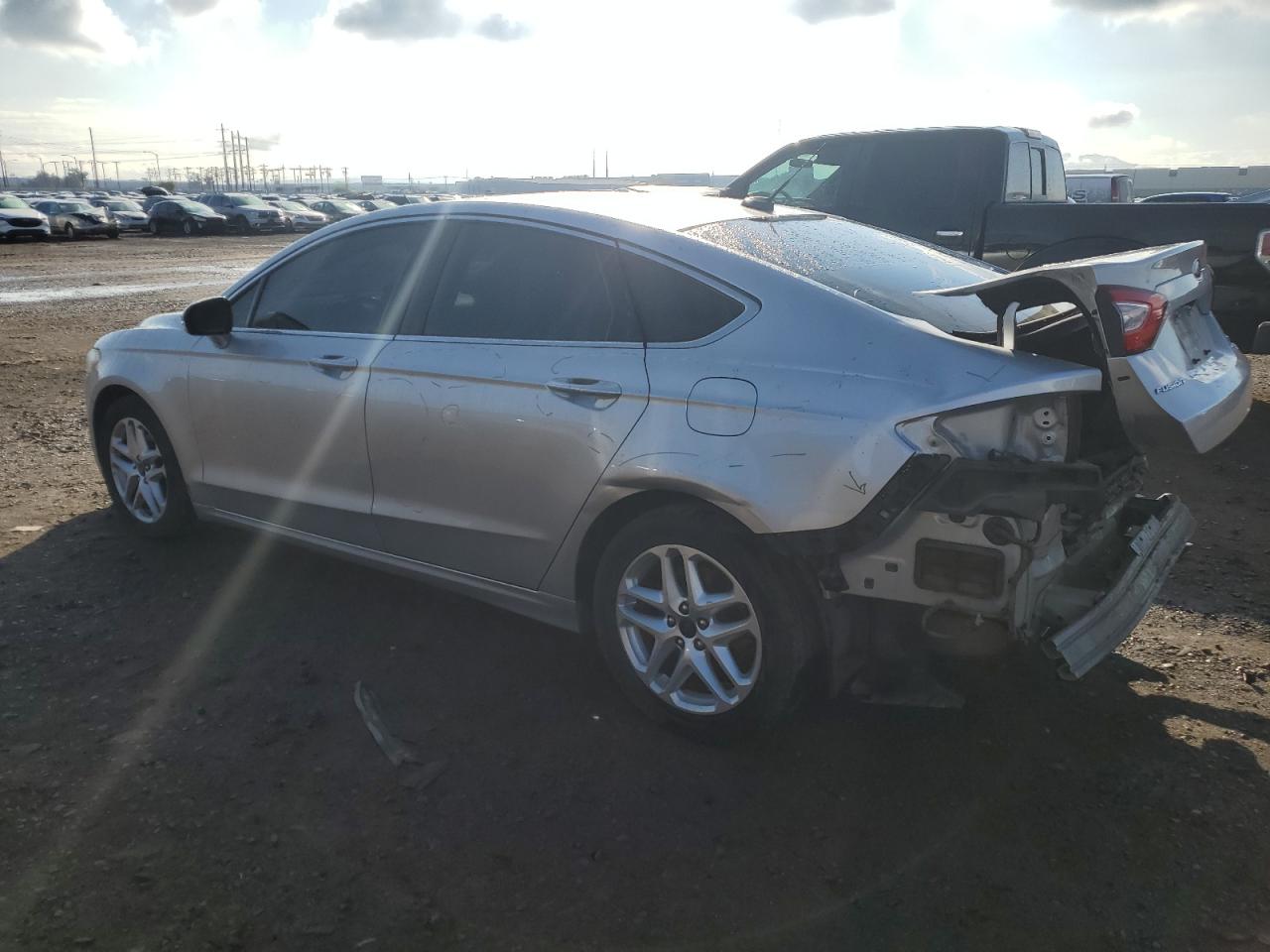 Obraz 2 z 2016 FORD FUSION SE 2016 z VIN 3FA6P0HD1GR332204