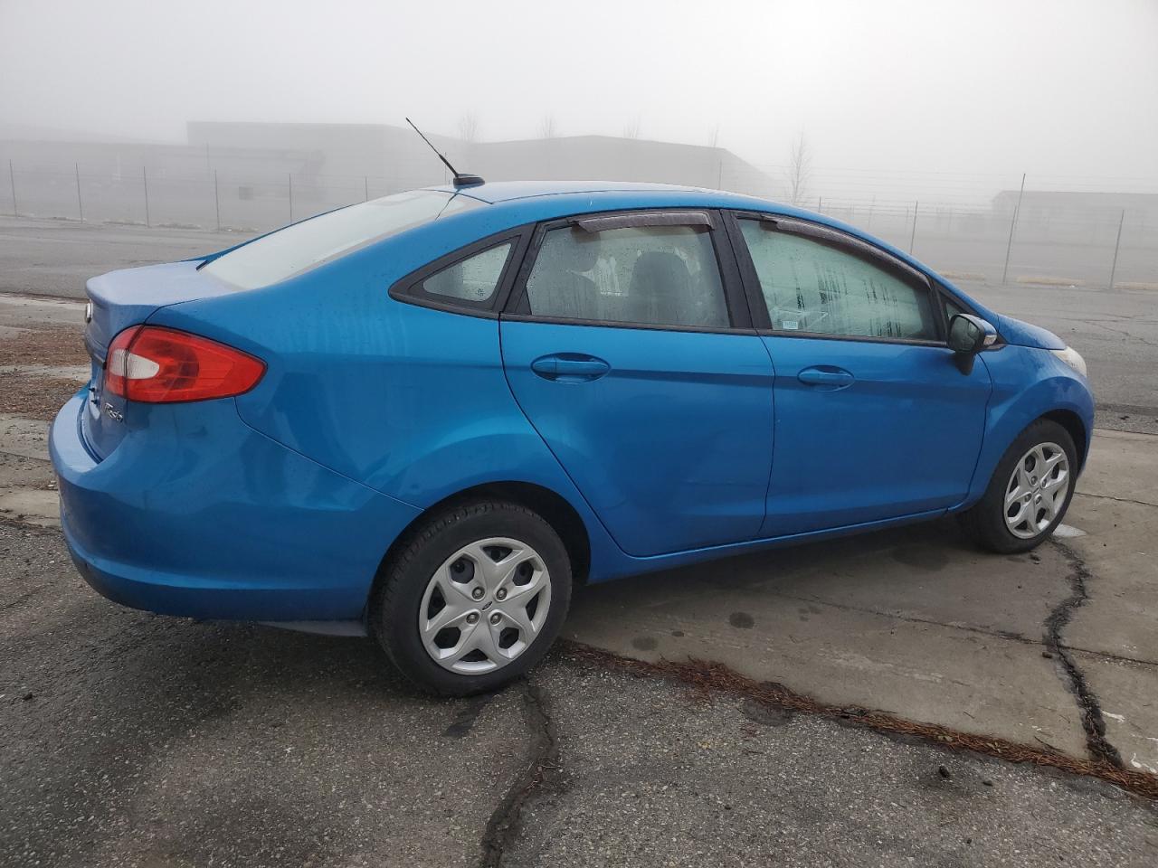 Изображение 3 2013 FORD FIESTA SE 2013 с VIN 3FADP4BJ7DM159584
