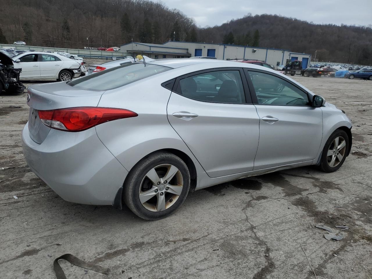 Изображение 3 2012 HYUNDAI ELANTRA GLS 2012 с VIN KMHDH4AE2CU394668