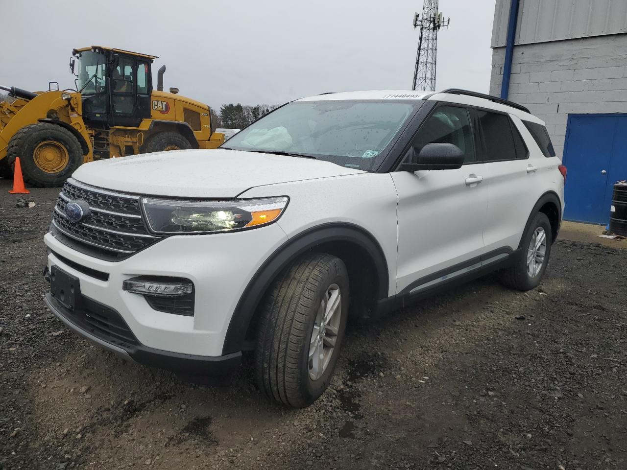 Изображение 1 2023 FORD EXPLORER XLT 2023 с VIN 1FMSK8DH0PGB71734