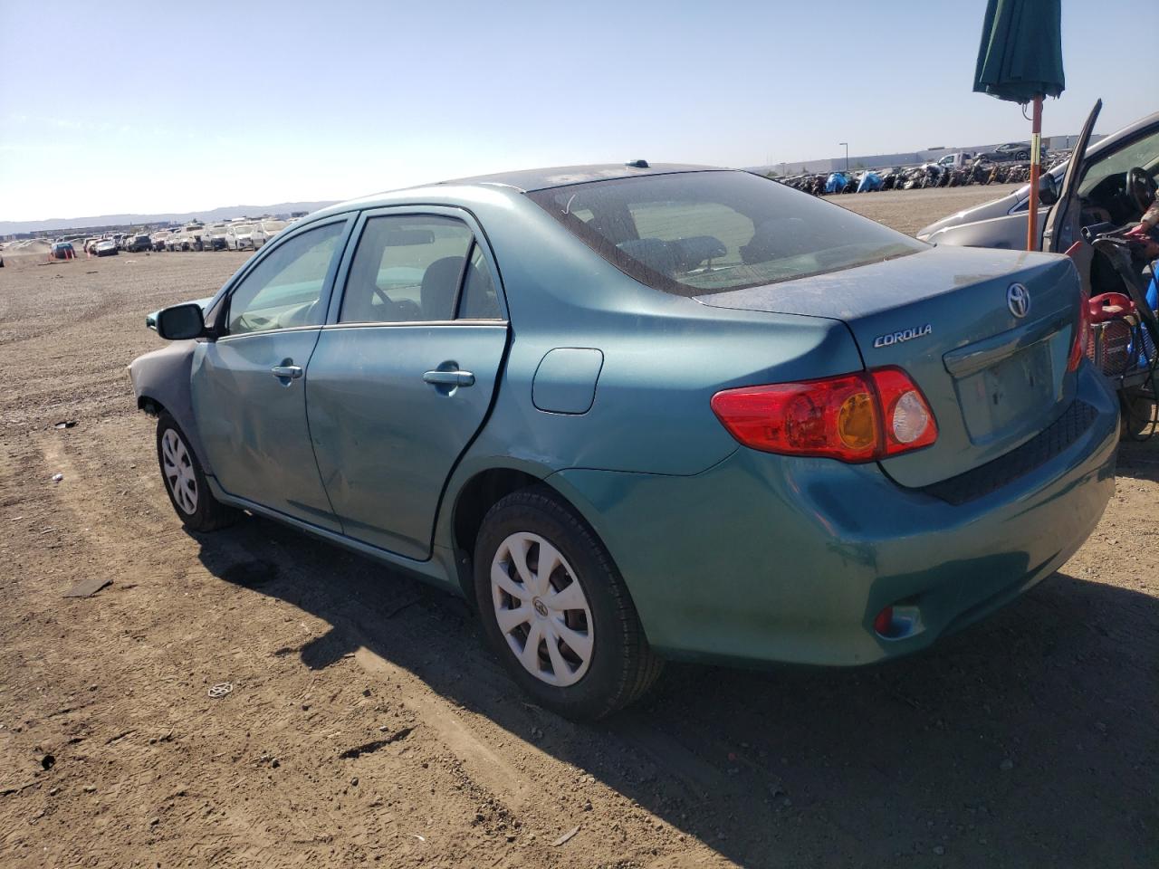 Image 2 of 2009 TOYOTA COROLLA BASE 2009 with VIN 2T1BU40E09C105897