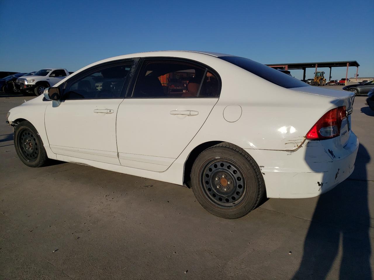 Изображение 2 2010 HONDA CIVIC LX 2010 с VIN 2HGFA1F5XAH588617