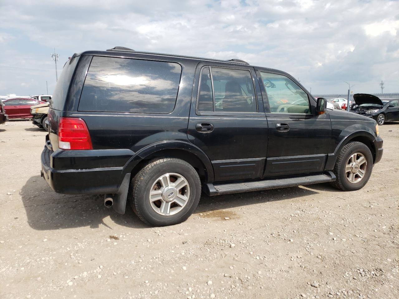 Image 3 of 2004 FORD EXPEDITION EDDIE BAUER 2004 with VIN 1FMFU18L04LA79124