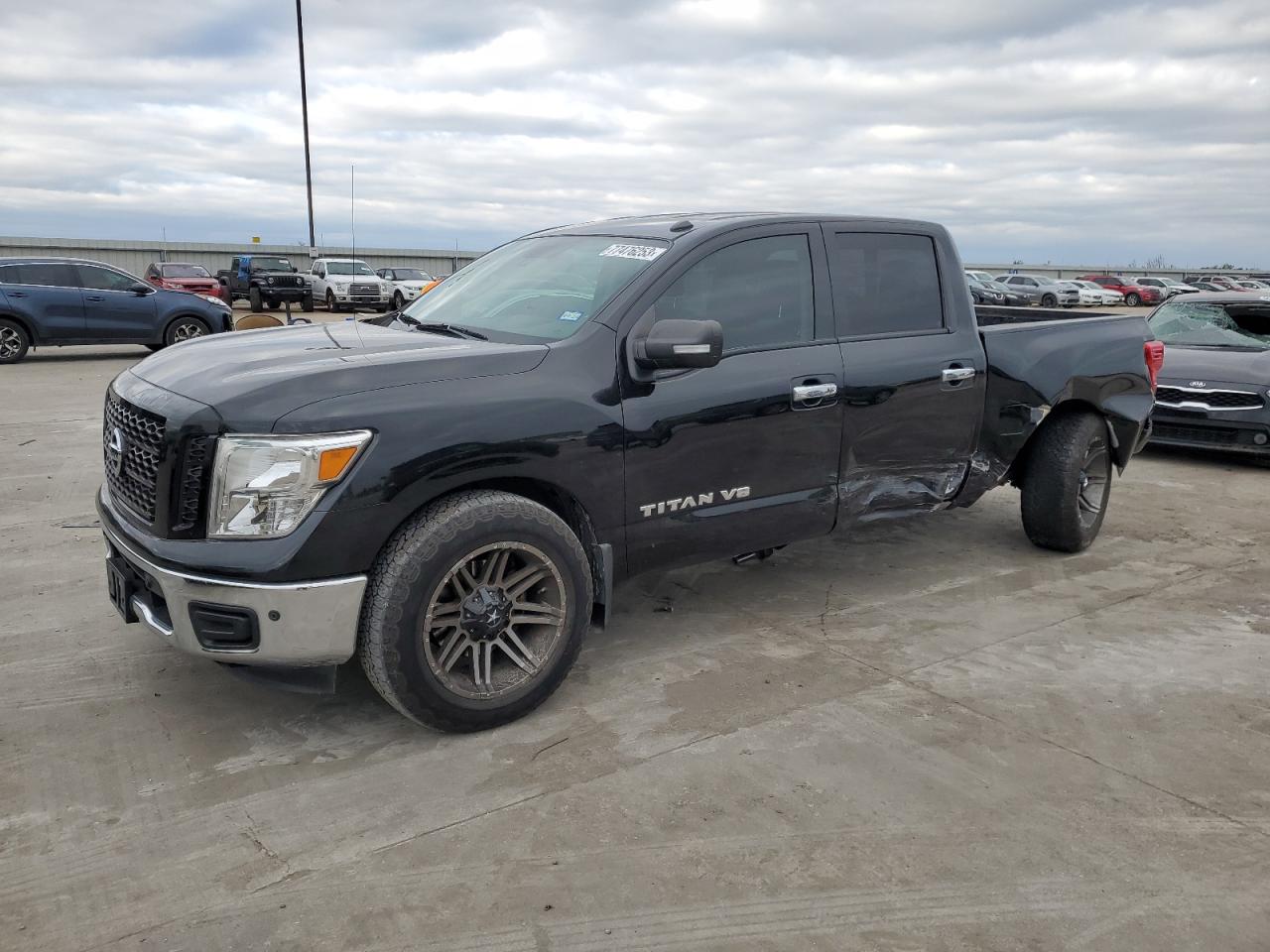 2019 NISSAN TITAN PLATINUM RESERVE 2019 image