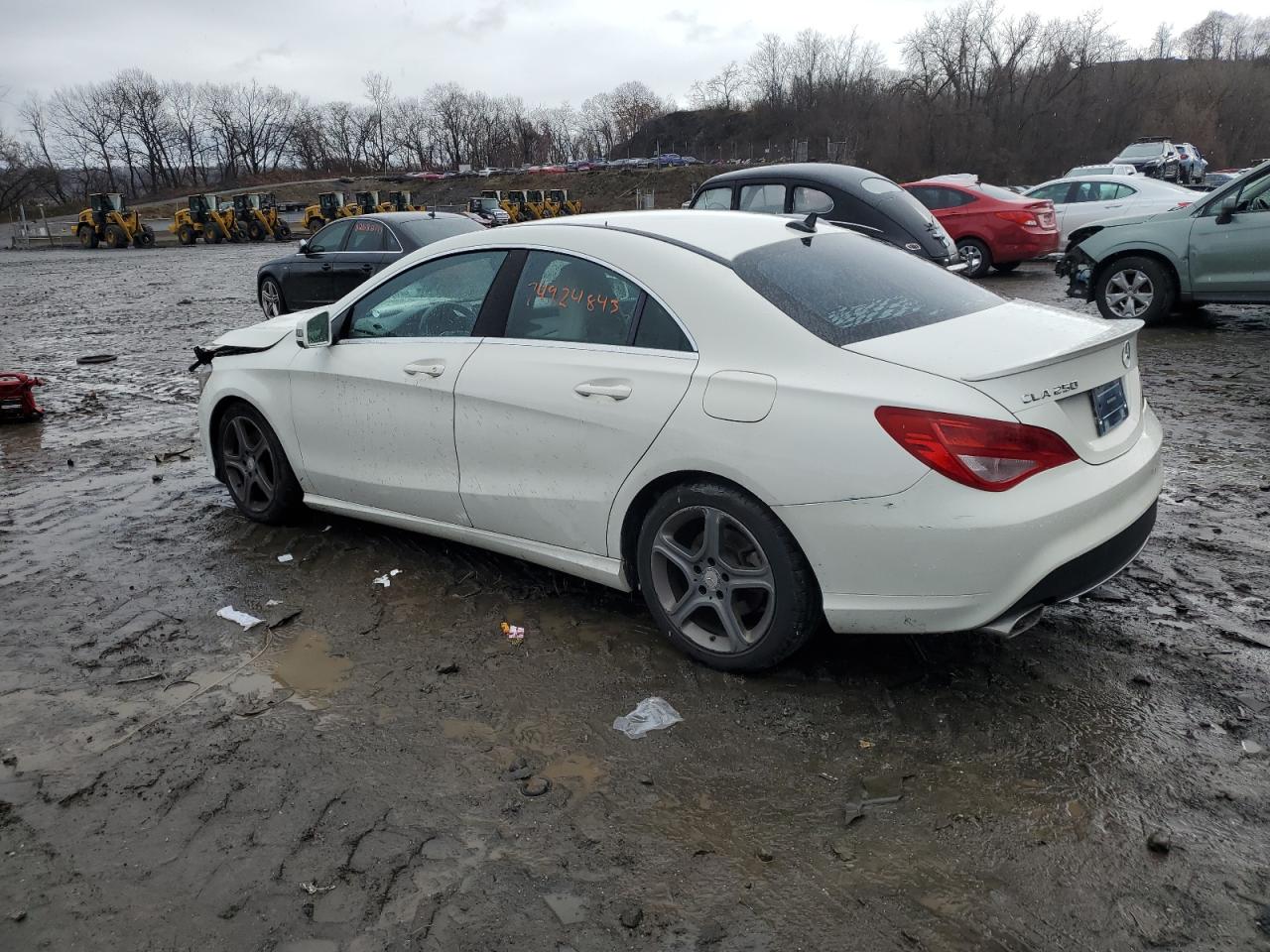 Image 2 of 2014 MERCEDES-BENZ CLA 250 2014 with VIN WDDSJ4EBXEN037662