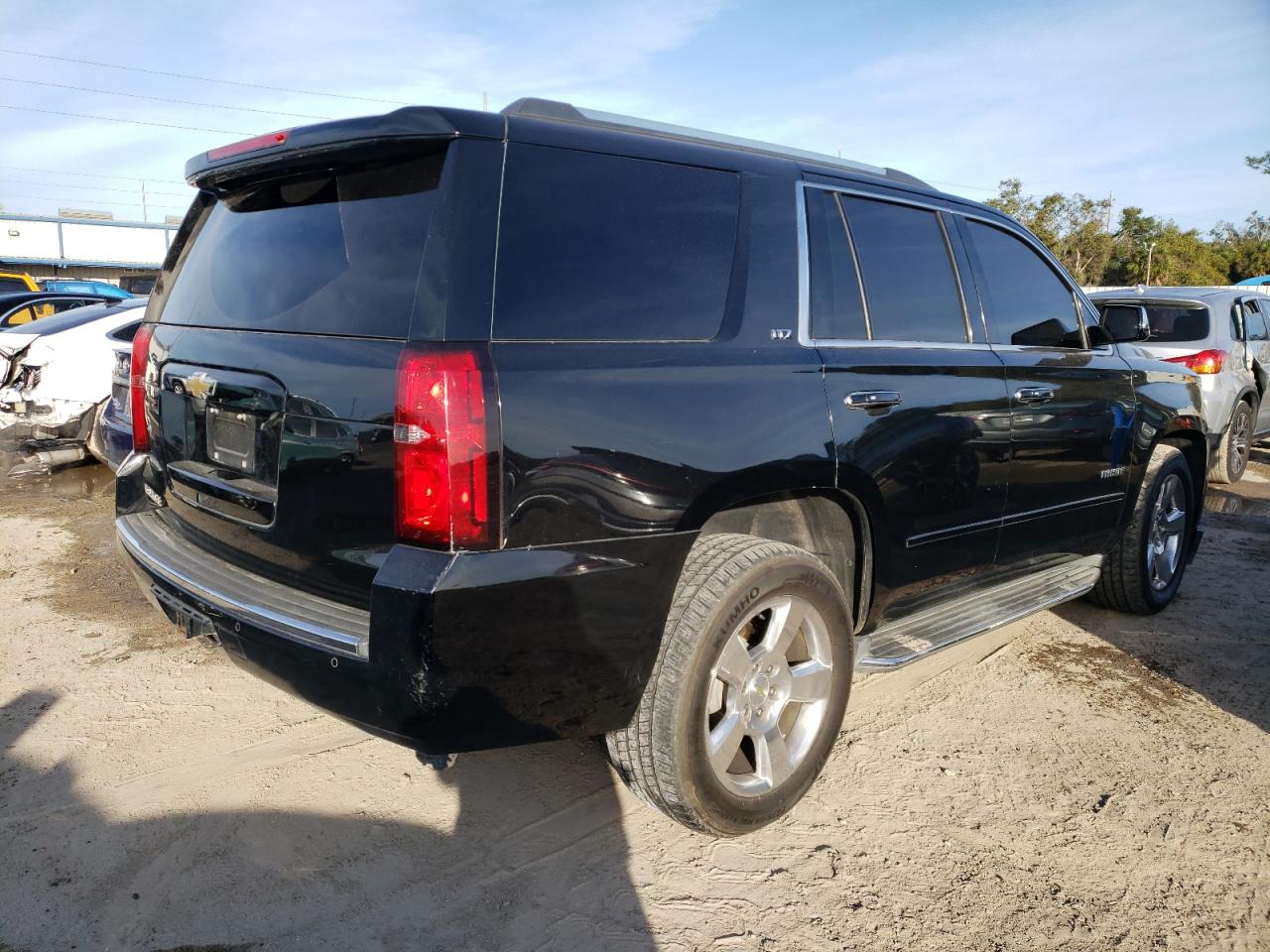 Obraz 3 z 2015 CHEVROLET TAHOE C1500 LTZ 2015 z VIN 1GNSCCKC1FR100354