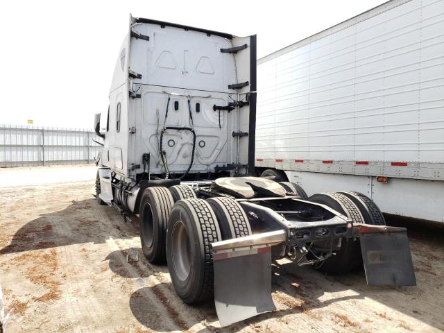 Image 3 of 2018 FREIGHTLINER CASCADIA 126  2018 with VIN 3AKJHHDR8JSJX8658
