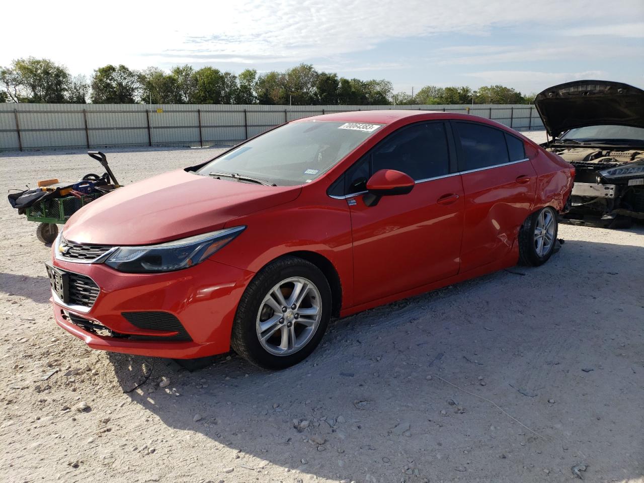 Obraz 1 z 2017 CHEVROLET CRUZE LT 2017 z VIN 1G1BE5SM2H7197210