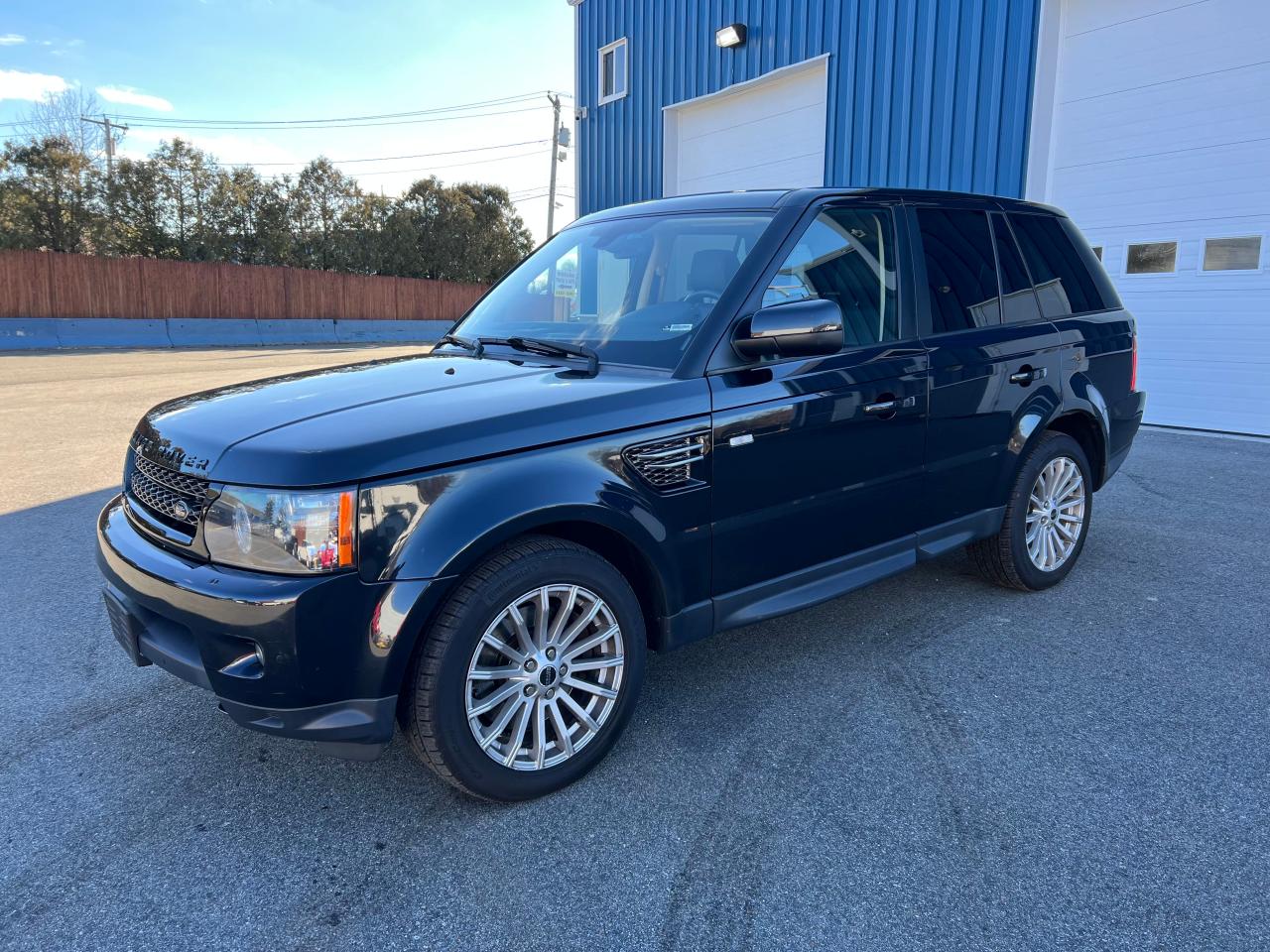Image 2 of 2012 LAND ROVER RANGE ROVER SPORT HSE 2012 with VIN SALSF2D49CA735888