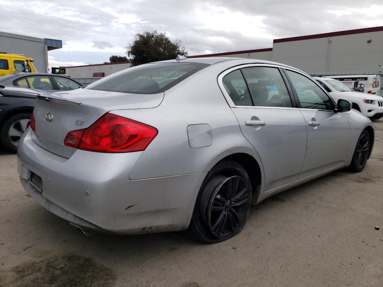 Image 3 of 2013 INFINITI G37 BASE 2013 with VIN JN1CV6APXDM306914