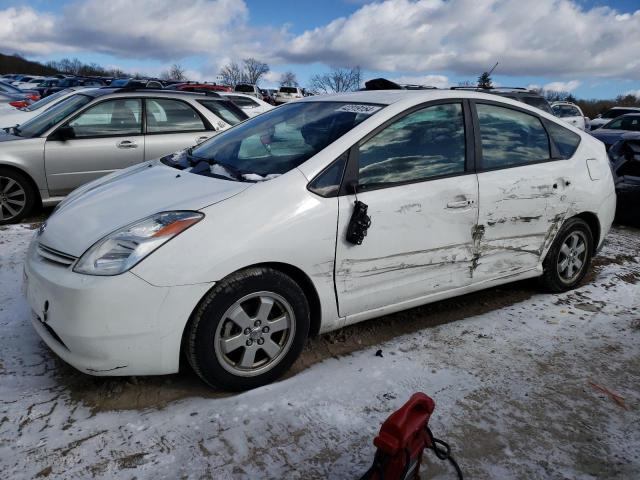 Image 1 of 2005 TOYOTA PRIUS  2005 with VIN JTDKB20U853019032