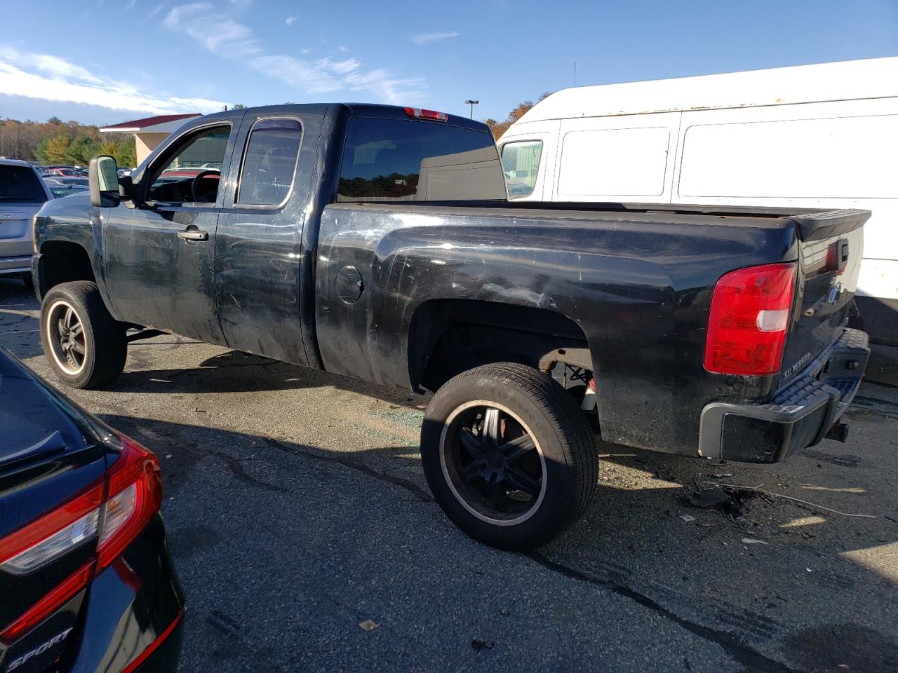 Image 2 of 2009 CHEVROLET SILVERADO K1500 LT 2009 with VIN 1GCEK29J99Z216932