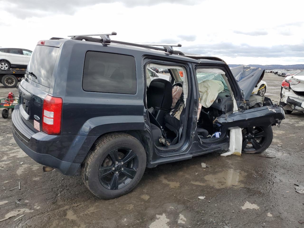 Image 3 of 2015 JEEP PATRIOT SPORT 2015 with VIN 1C4NJRBB6FD348585