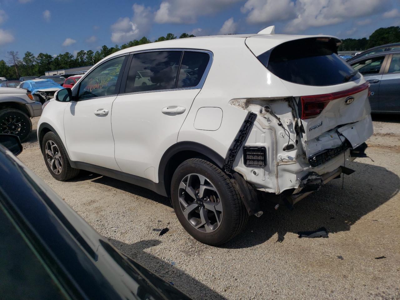 Изображение 2 2020 KIA SPORTAGE LX 2020 с VIN KNDPM3AC9L7720549