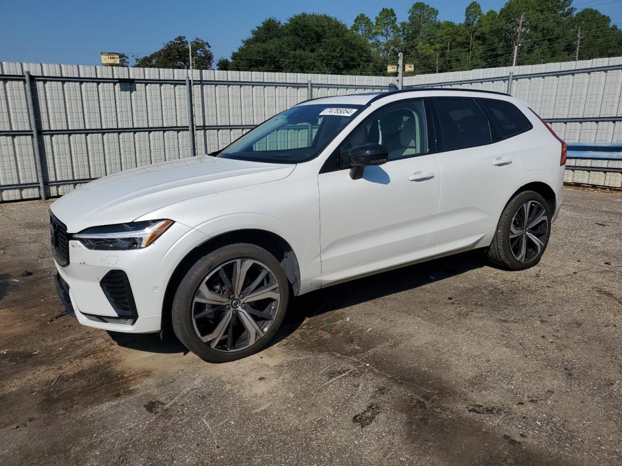 Obraz 2024 VOLVO XC60 ULTIMATE 2024