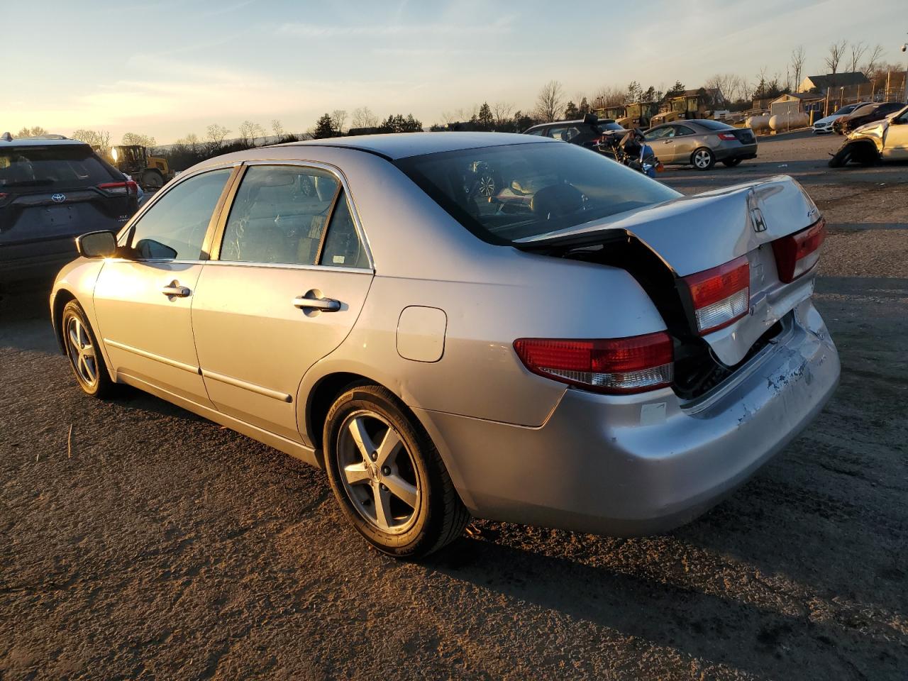 Изображение 2 2003 HONDA ACCORD EX 2003 с VIN 1HGCM56623A058816