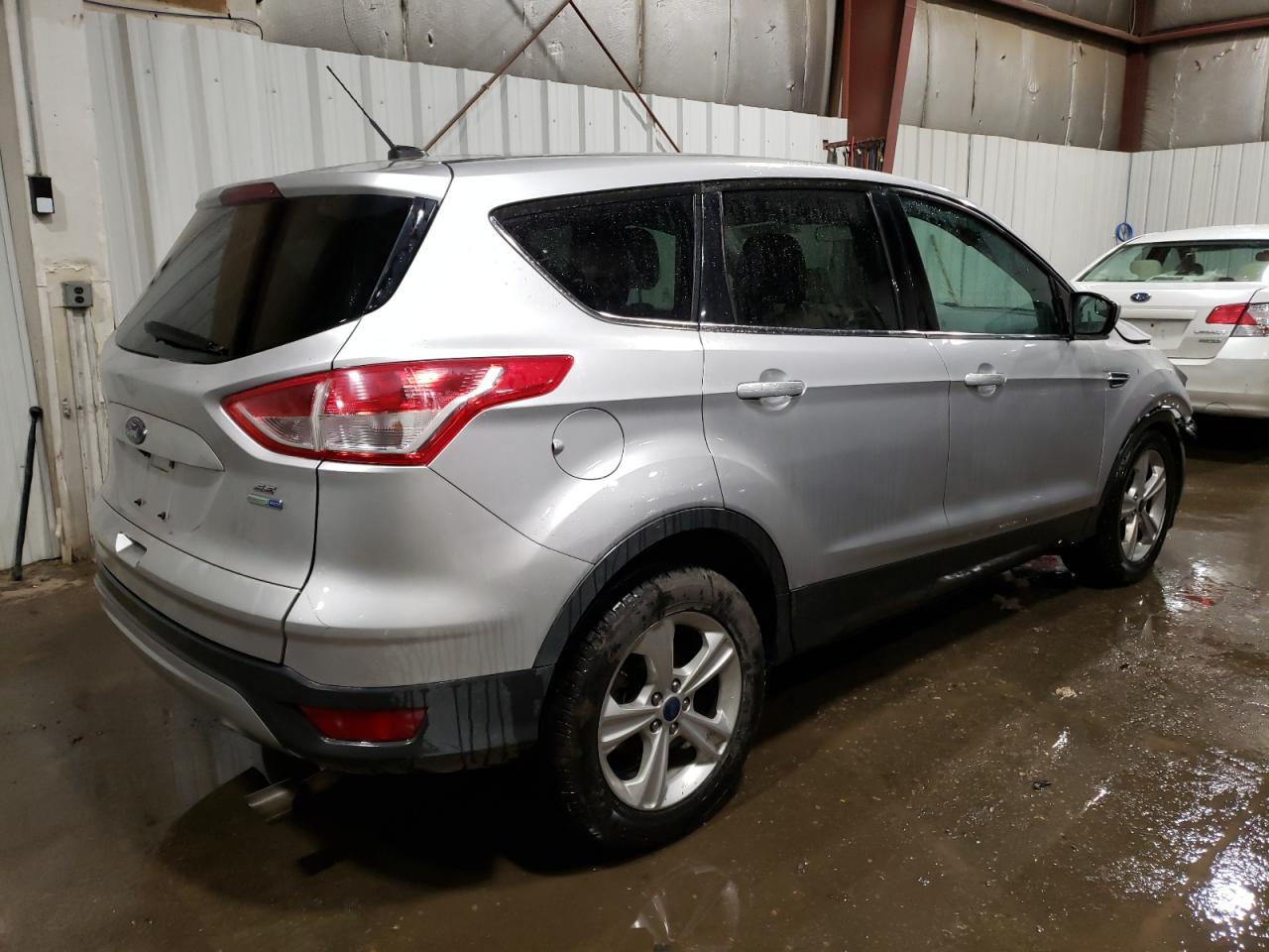 Image 3 of 2014 FORD ESCAPE SE 2014 with VIN 1FMCU9GX2EUC02133