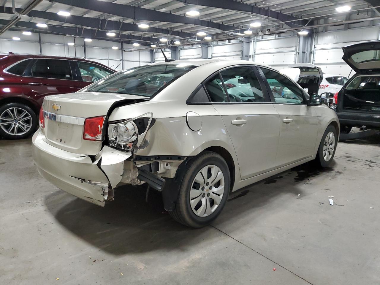Изображение 3 2014 CHEVROLET CRUZE LS 2014 с VIN 1G1PA5SH7E7293608