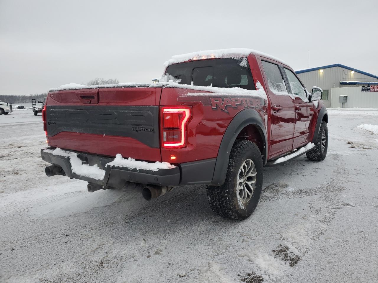 Image 3 of 2018 FORD F150 RAPTOR 2018 with VIN 1FTFW1RG1JFD82231