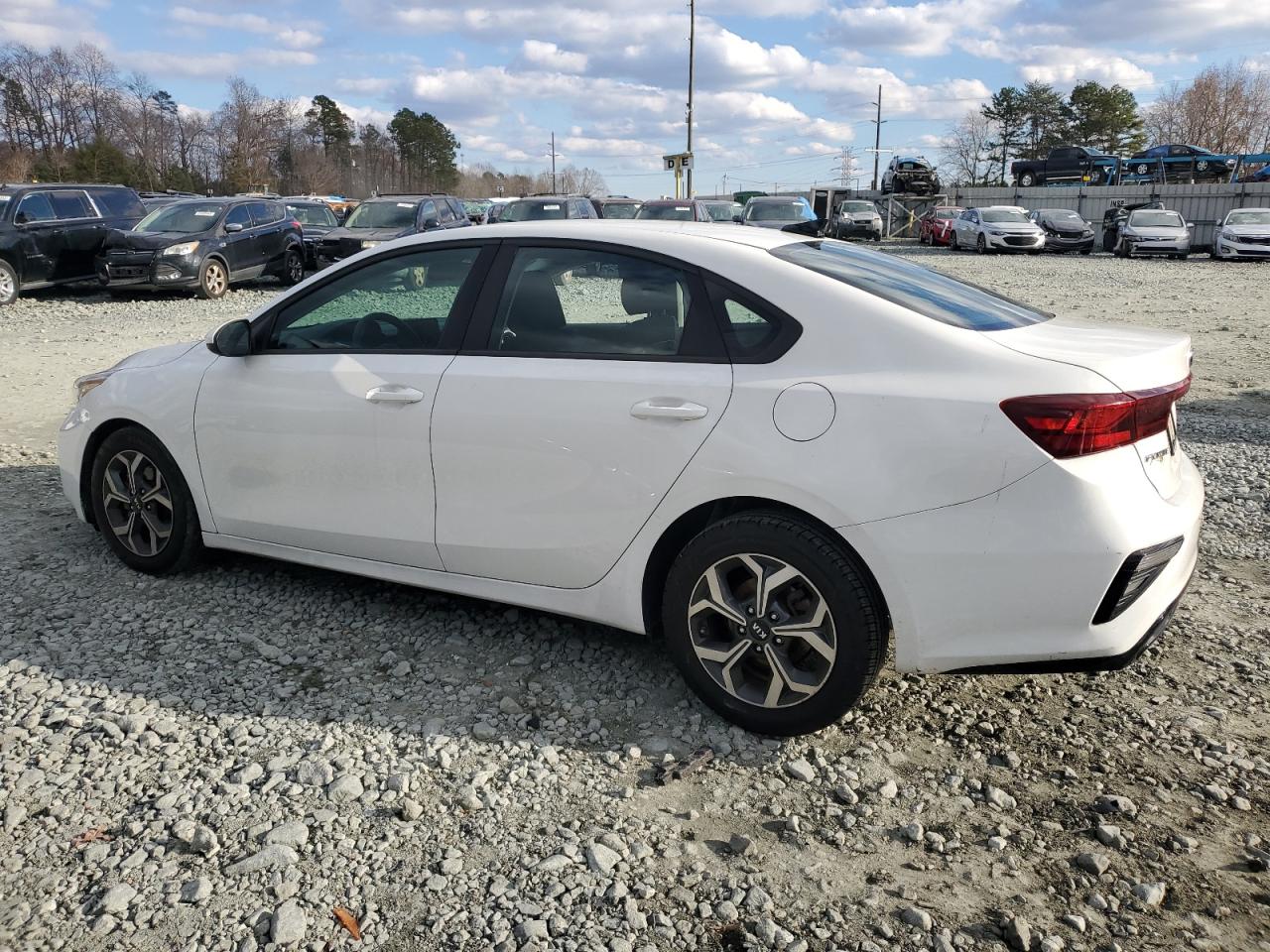 Изображение 2 2019 KIA FORTE FE 2019 с VIN 3KPF24AD7KE095129