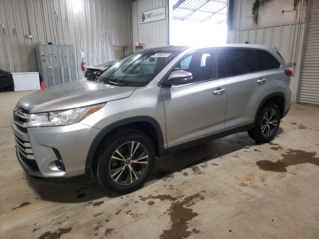 Изображение 1 2019 TOYOTA HIGHLANDER LE 2019 с VIN 5TDZARFH9KS043645